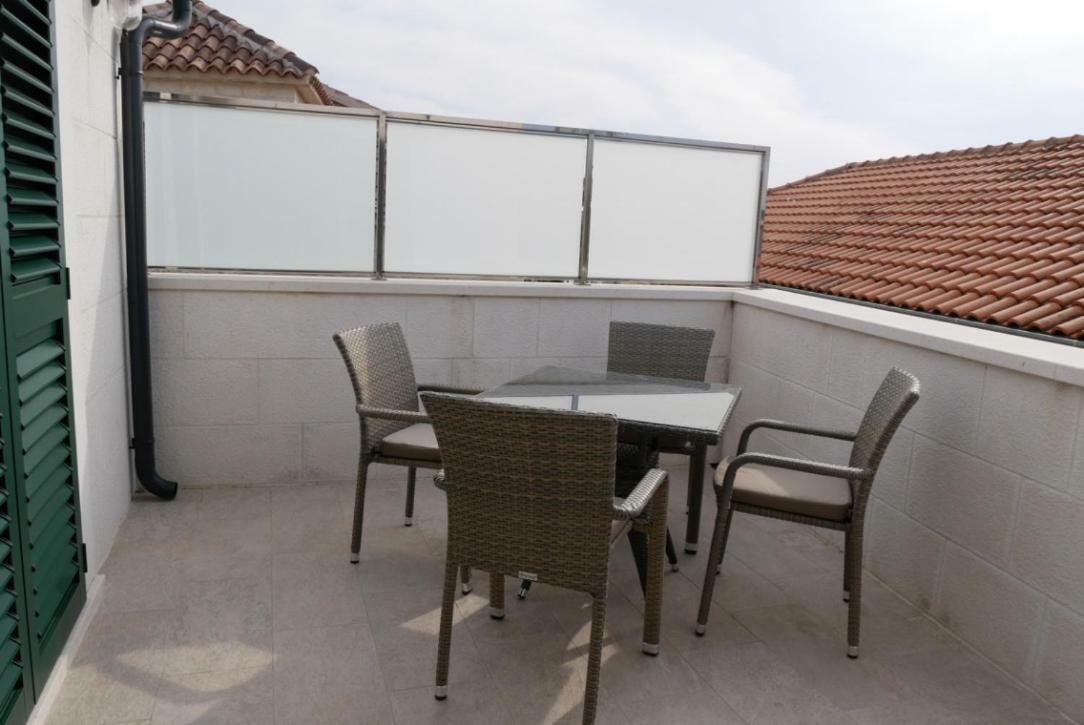 Guest House Jere Old Town Rogoznica  Esterno foto