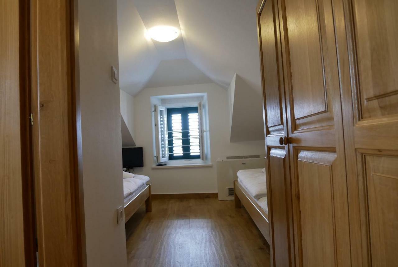 Guest House Jere Old Town Rogoznica  Esterno foto